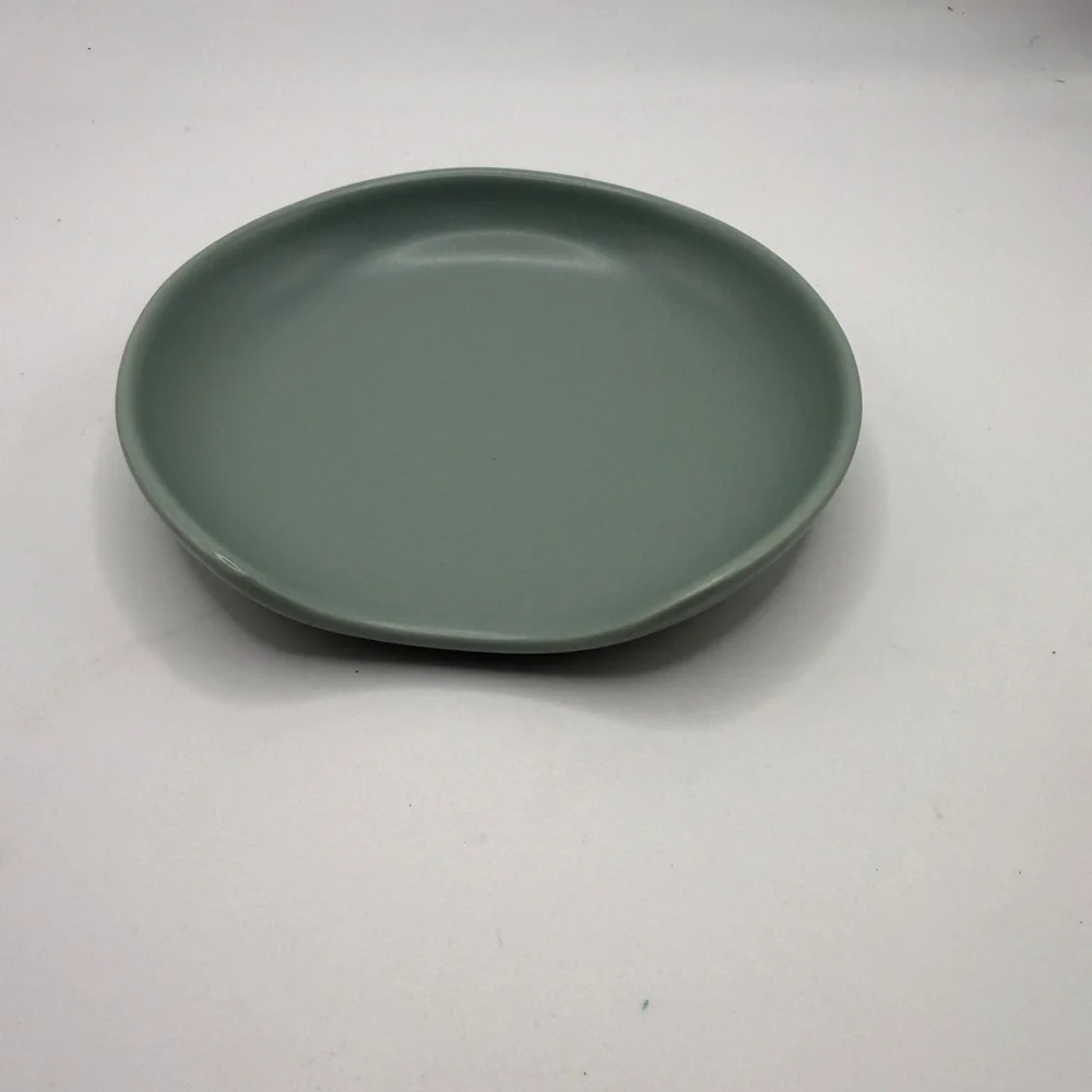 Active Seller!!!  Year & Day Green Ceramic Spoon Rest Brand New Unused in Box
